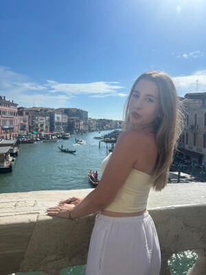 Ioana 