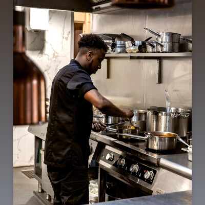 Akiles is looking for an Apartment / Studio in Delft